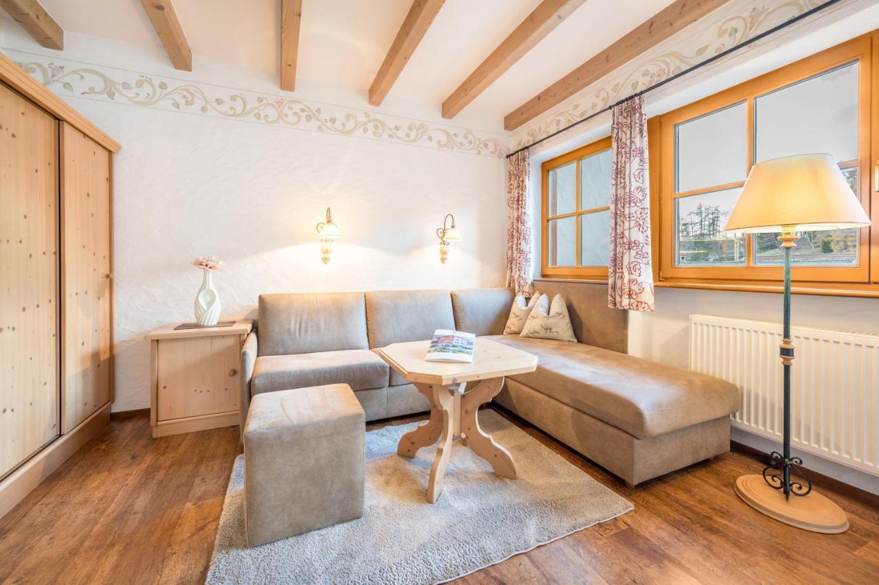 Haus Zur Vogelweide App 6 Leilighet Dobbiaco Eksteriør bilde